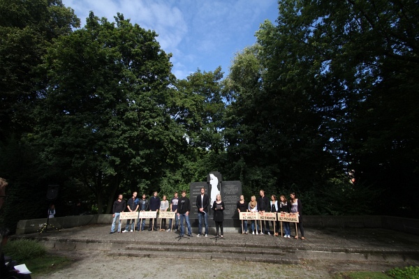 Antikrieg2012   035.jpg